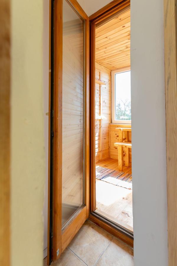 Heart Of Zemun Appartement Belgrado Buitenkant foto